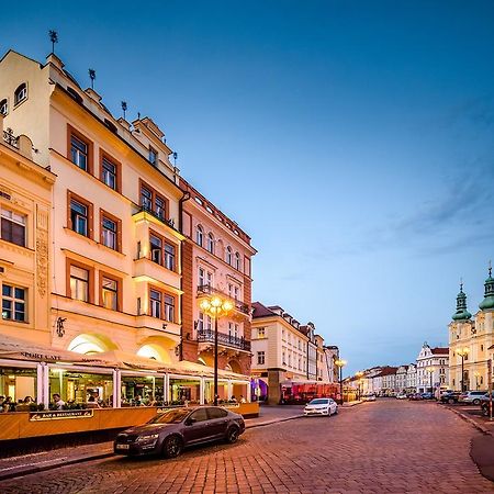 Rooftop Triplex Apartment In Centre Hradec Králové Dış mekan fotoğraf