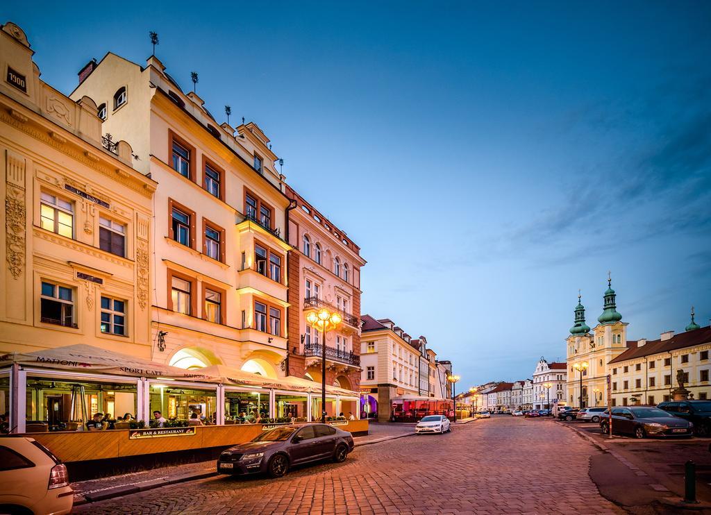 Rooftop Triplex Apartment In Centre Hradec Králové Dış mekan fotoğraf